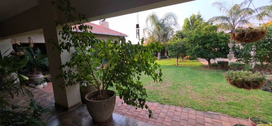 3 Bedroom Property for Sale in Seasons Lifestyle Estate North West